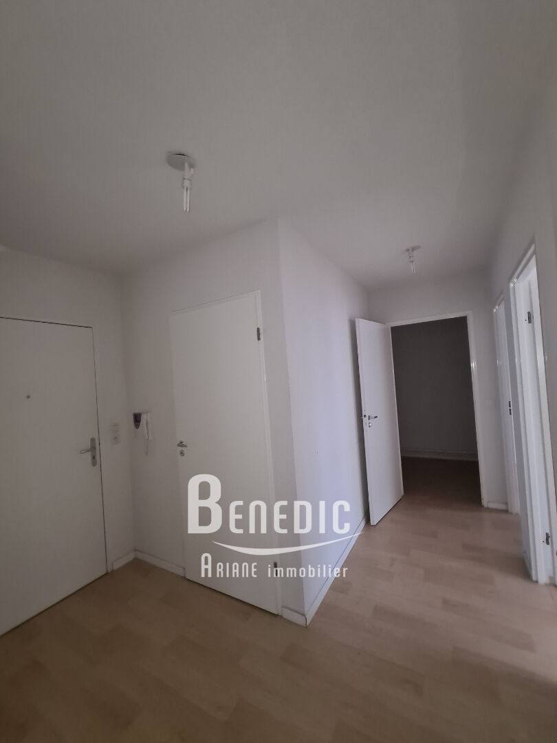 Photo Appartement T3 balcon et parking - Résidence FONTENO PARK image 6/6