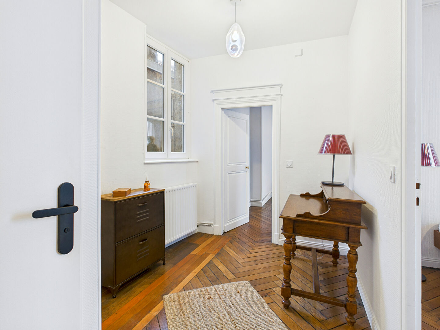 Photo F4 MEUBLE DE QUALITE - 104 M2 - VUE EXCEPTIONNELLE image 6/6