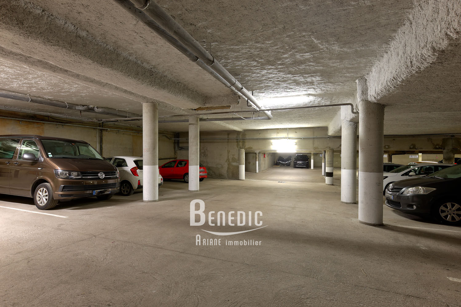 Photo PLACE DE PARKING EN SOUS SOL Rue Robert Schuman image 3/3