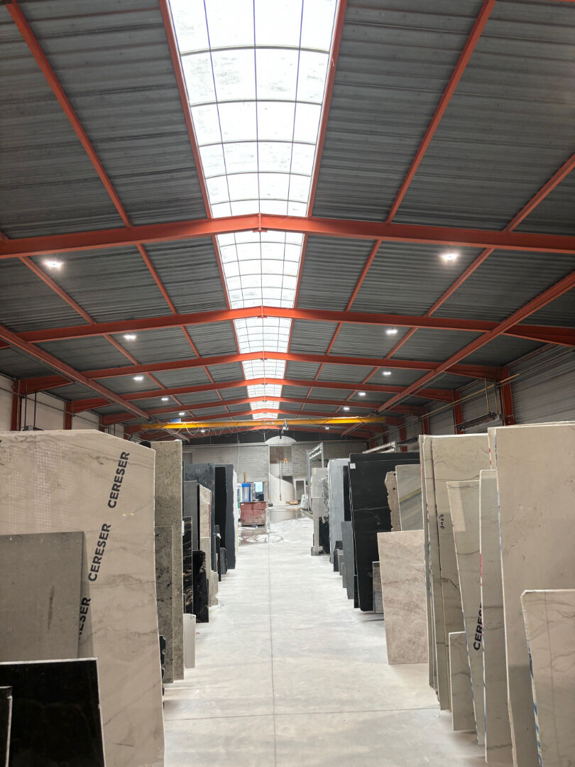 Photo A vendre murs commerciaux loués sur la Zone Actisud de Peltre image 2/5