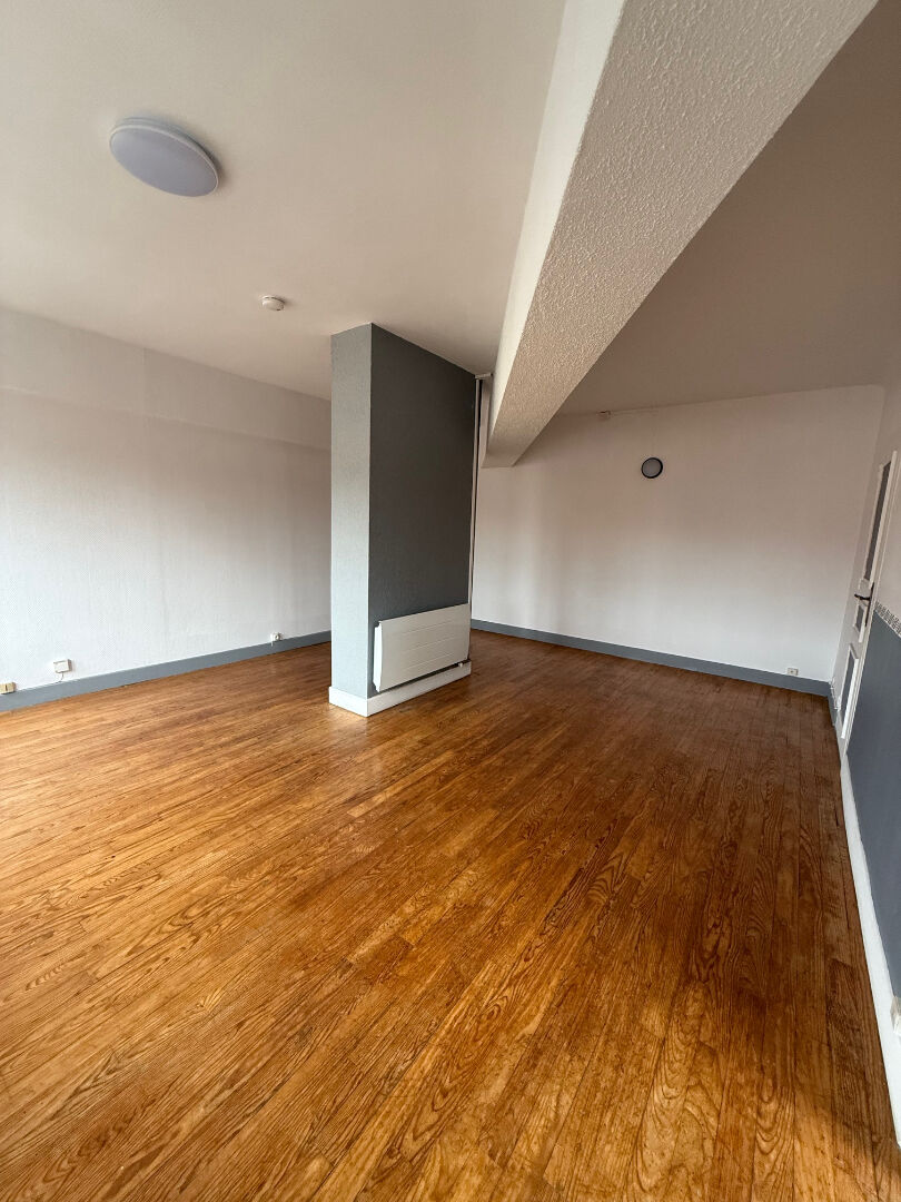 Photo Appartement T2 Rue Saint-Laurent à Pont-A-Mousson image 2/6