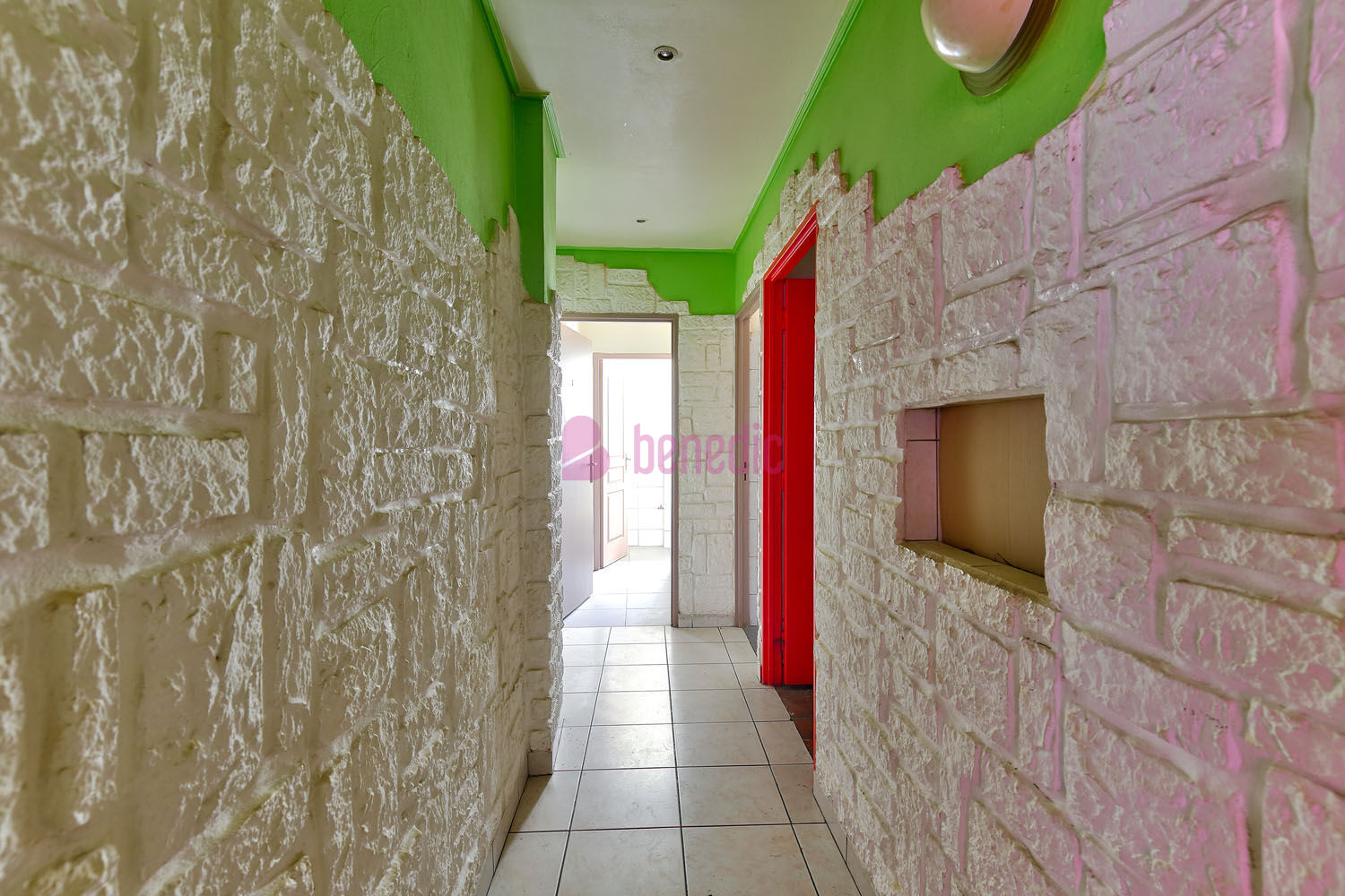 Photo Local commercial à vendre à Saint-Avold avec vitrine image 5/6