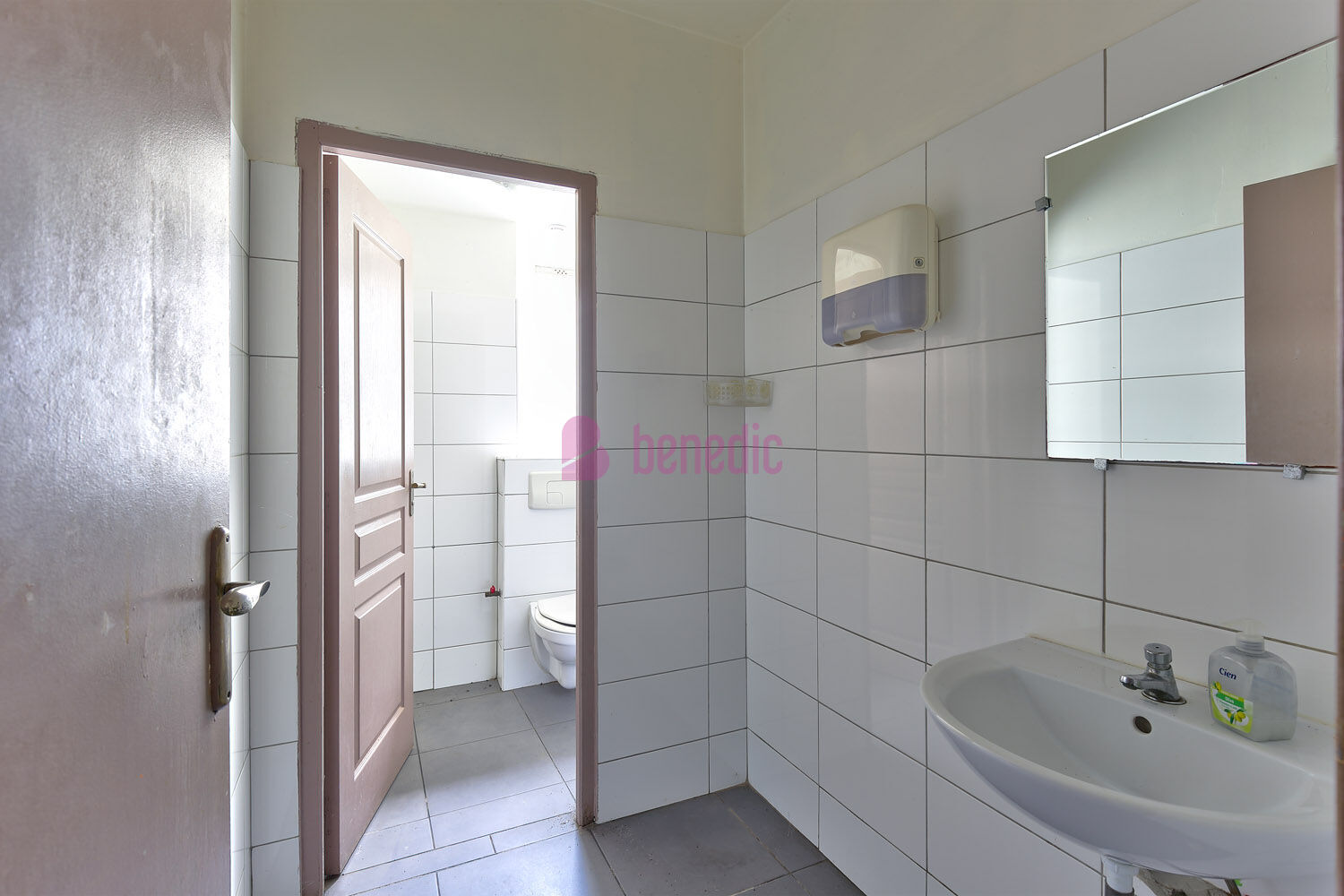 Photo Local commercial à vendre à Saint-Avold avec vitrine image 6/6