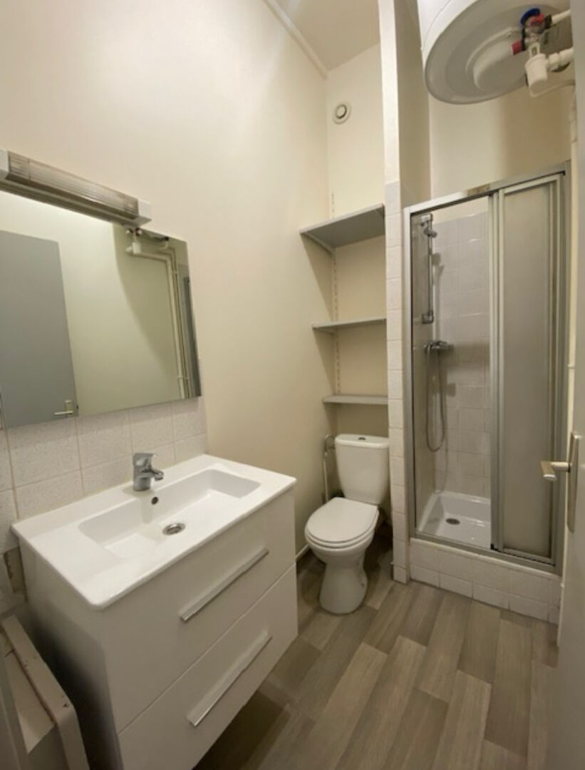 Photo F1 meublé et rénové - proche ARTEM image 3/6