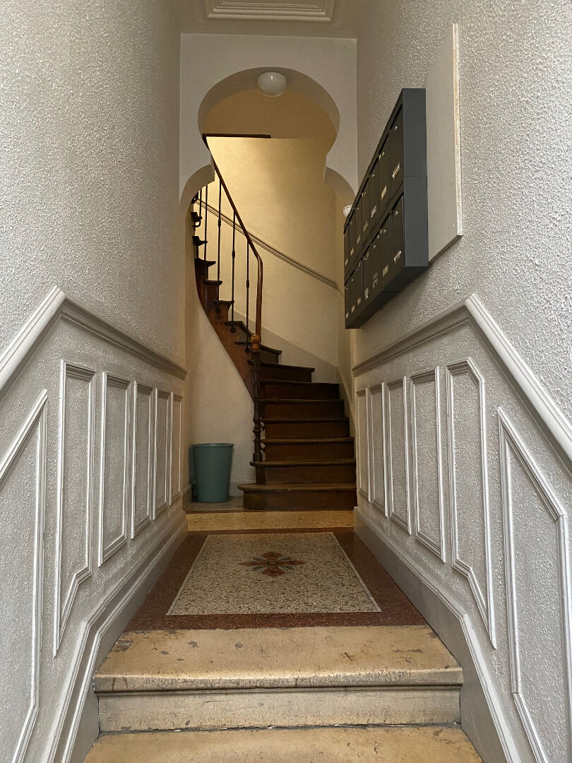 Photo F1 meublé et rénové - proche ARTEM image 4/6