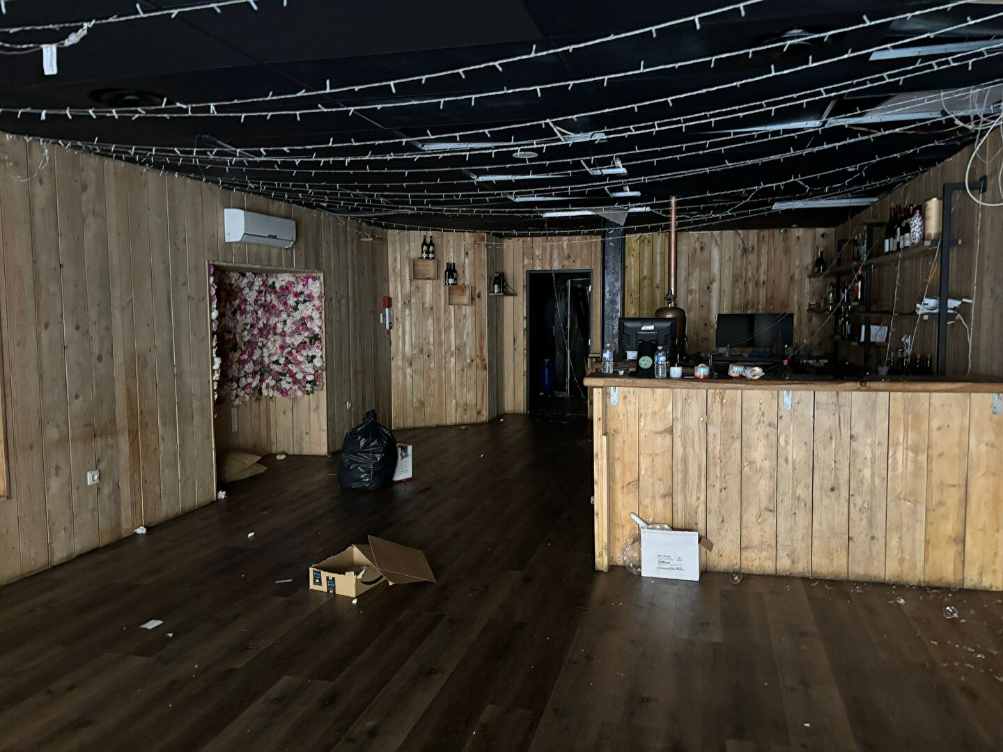 Photo Locaux Commerciaux à Vendre - 275 m²  - En Fournirue, Metz image 2/3