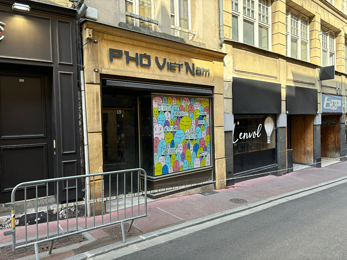 Photo Locaux Commerciaux à Vendre - 275 m²  - En Fournirue, Metz image 3/3