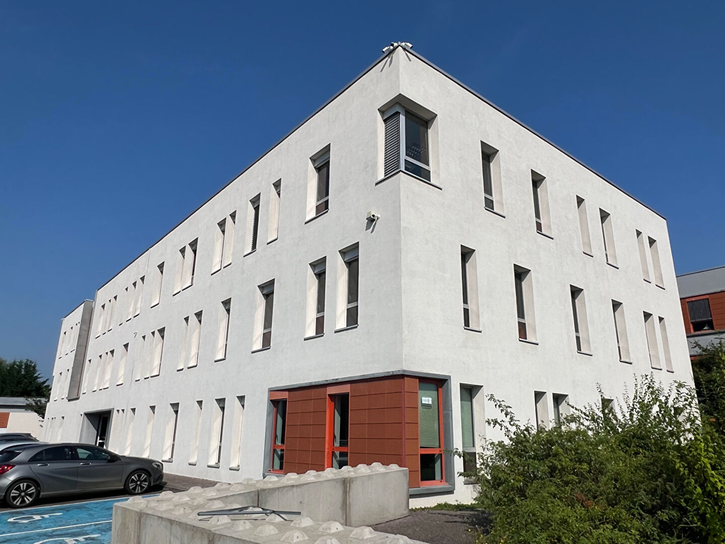 Photo A LOUER BUREAUX 1300 M² - TECHNOPOLE METZ GRANGE-AUX-BOIS (57) image 2/6