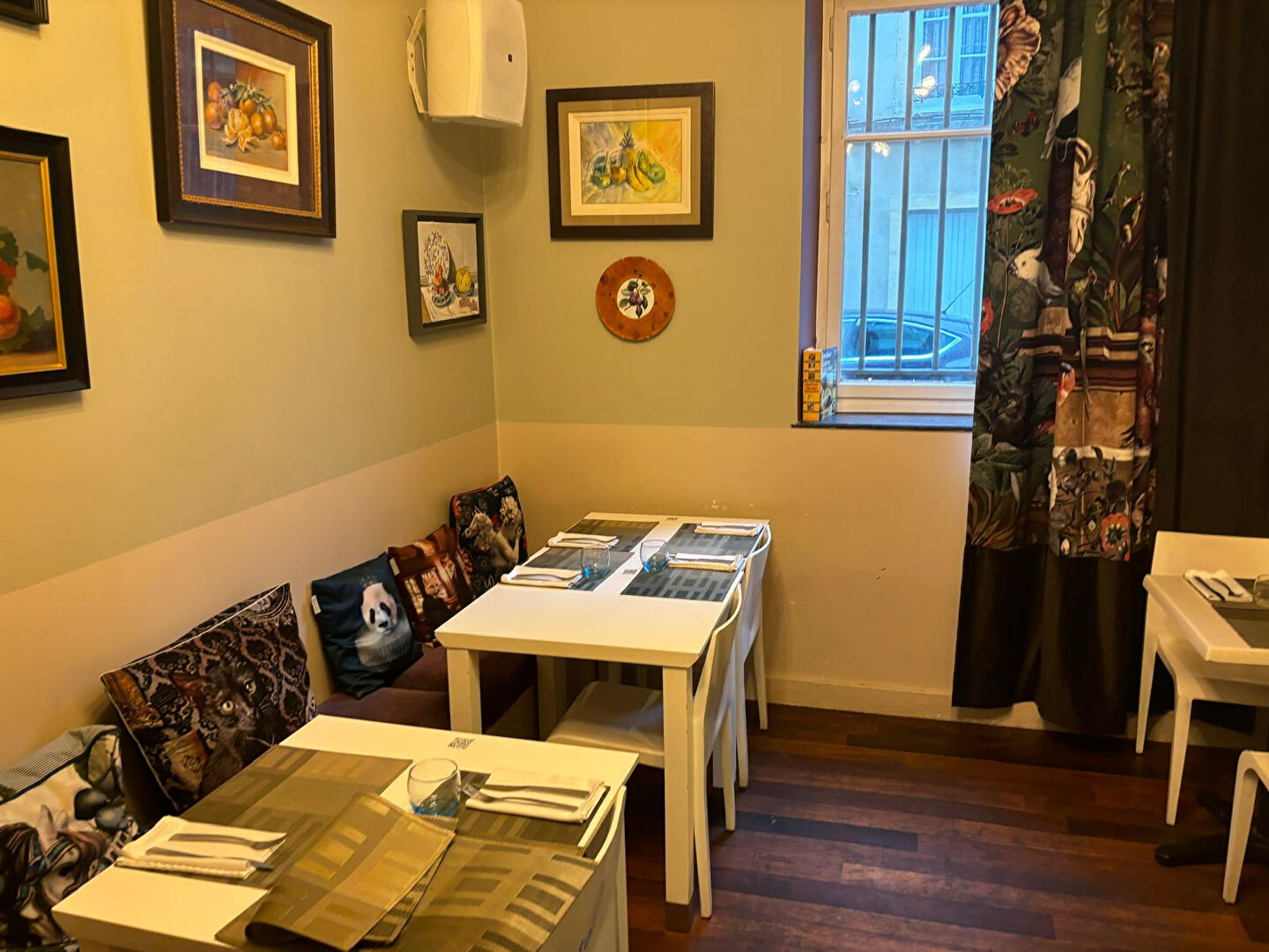 Photo Fonds de commerce à vendre - Emplacement idéal Place des Charrons, Metz image 2/2