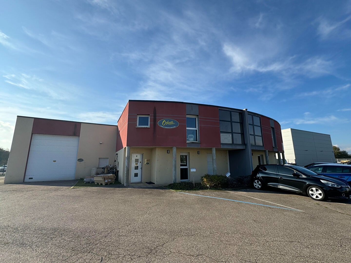 Local d'activité 300 m² à louer à Norroy Le Veneur au Nord de Metz