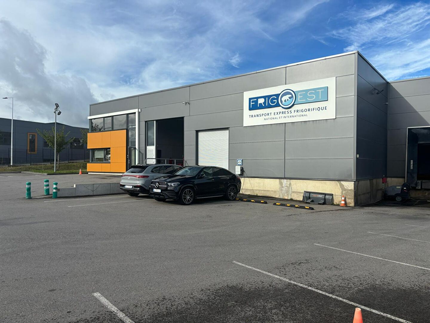 Photo Opportunité de Location - Local d'Activité 565m² image 3/6