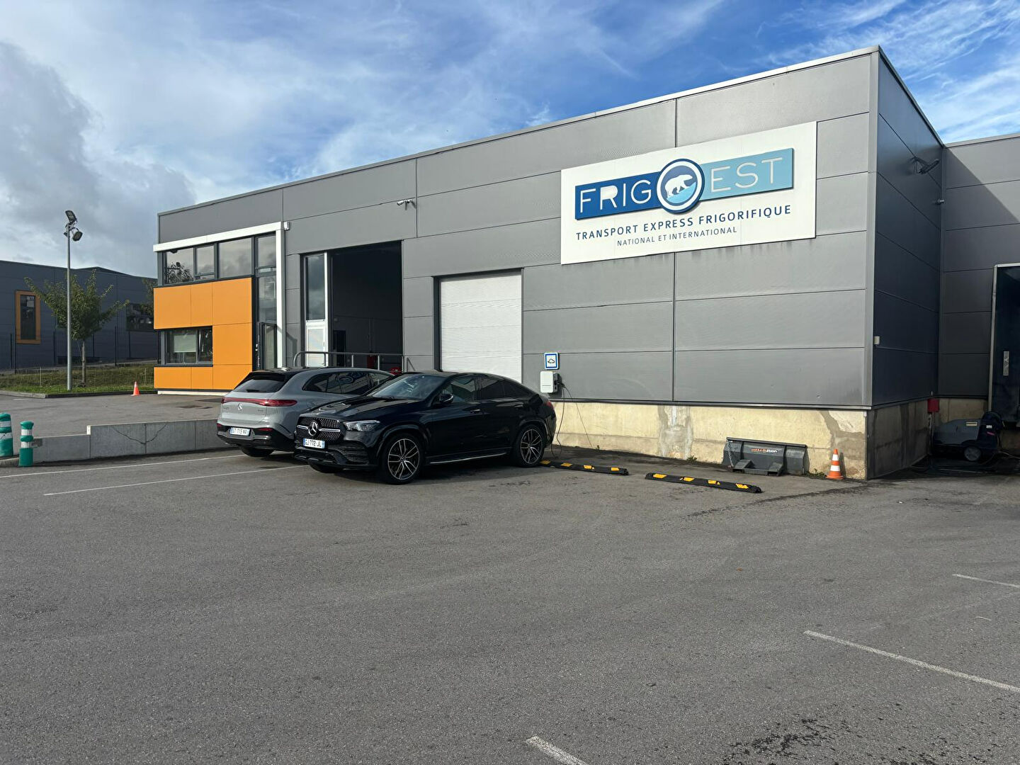 Photo Opportunité de Location - Local d'Activité 565m² image 4/6