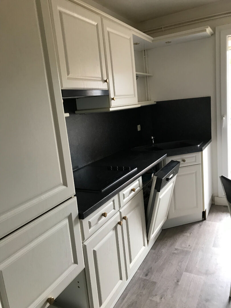 SPICHEREN APPARTEMENT 3 PIECES avec balcon et garage