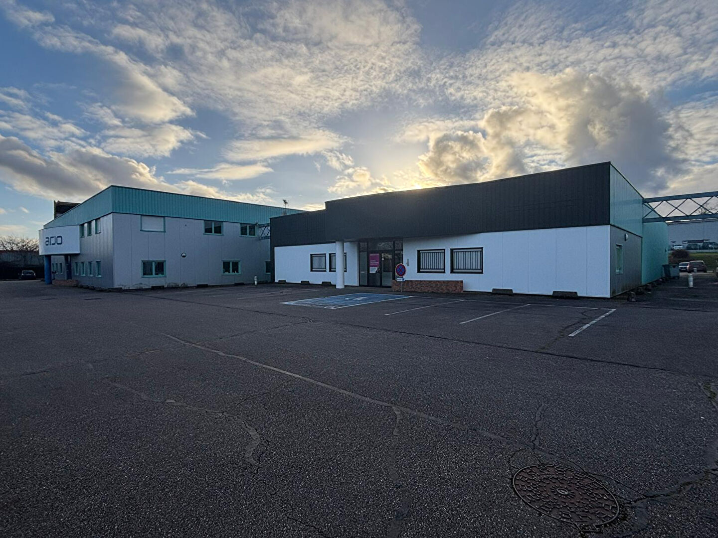 Photo Local d'activité à louer à Woippy image 2/6