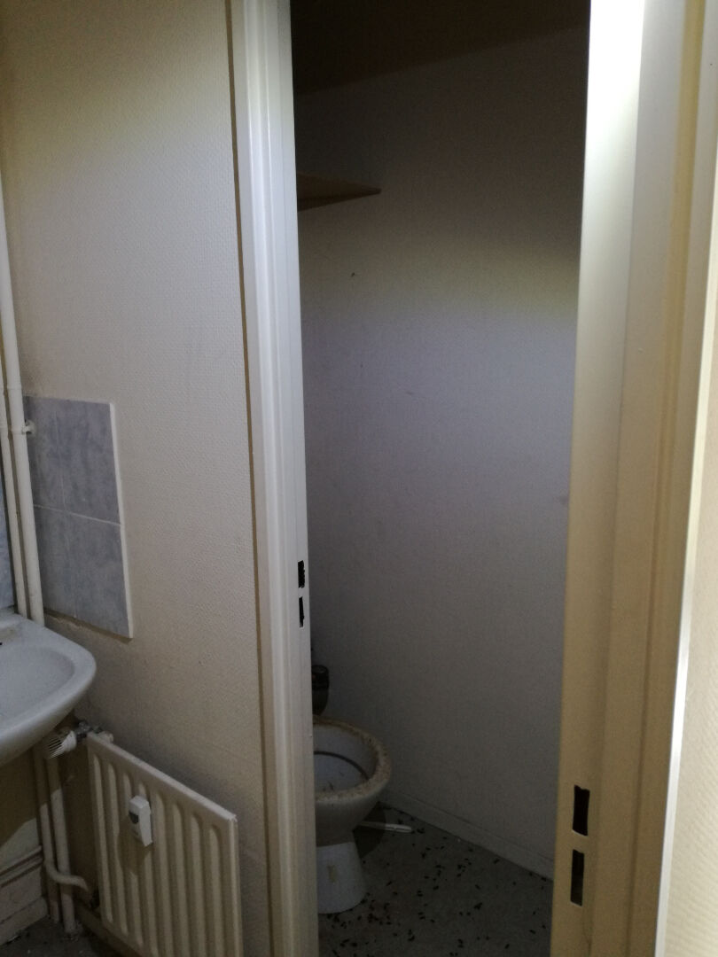 Photo Locaux de bureaux à louer à Woippy image 5/6