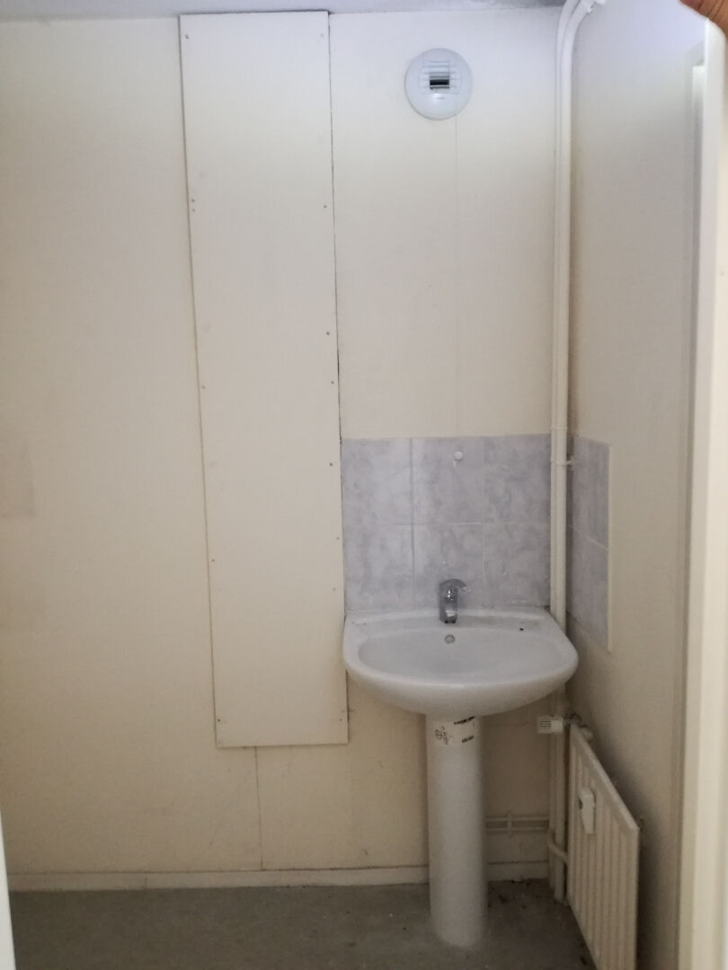 Photo Locaux de bureaux à louer à Woippy image 6/6