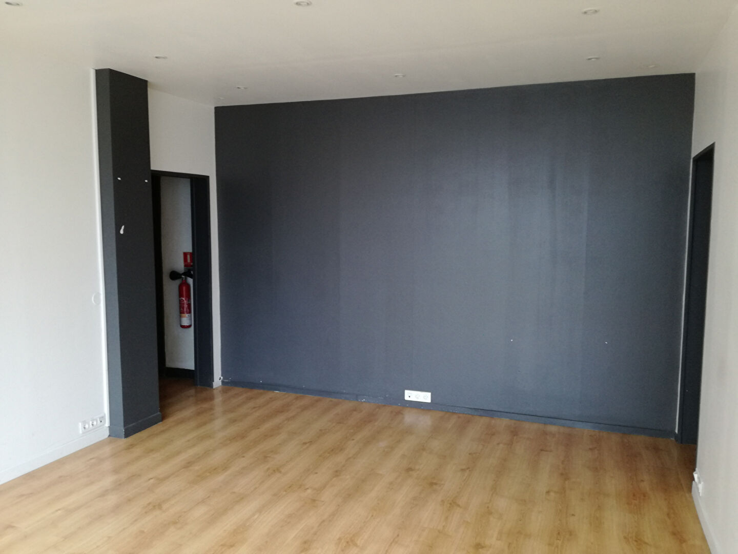 Photo Local professionnel à louer ? Montigny-lès-Metz image 3/6