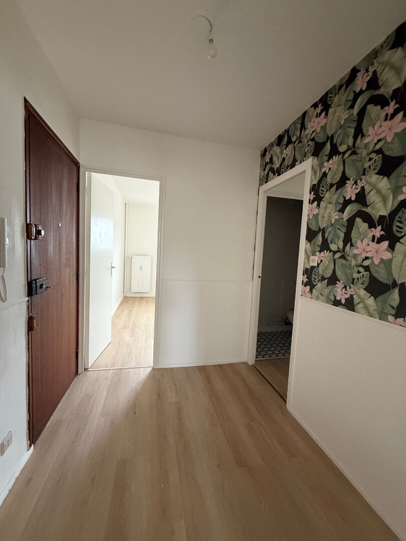 Appartement F3 avec parking - Rue Charles Martel