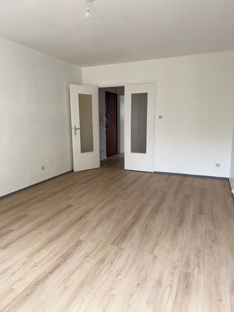 Photo Appartement F3 avec parking - Rue Charles Martel image 4/6