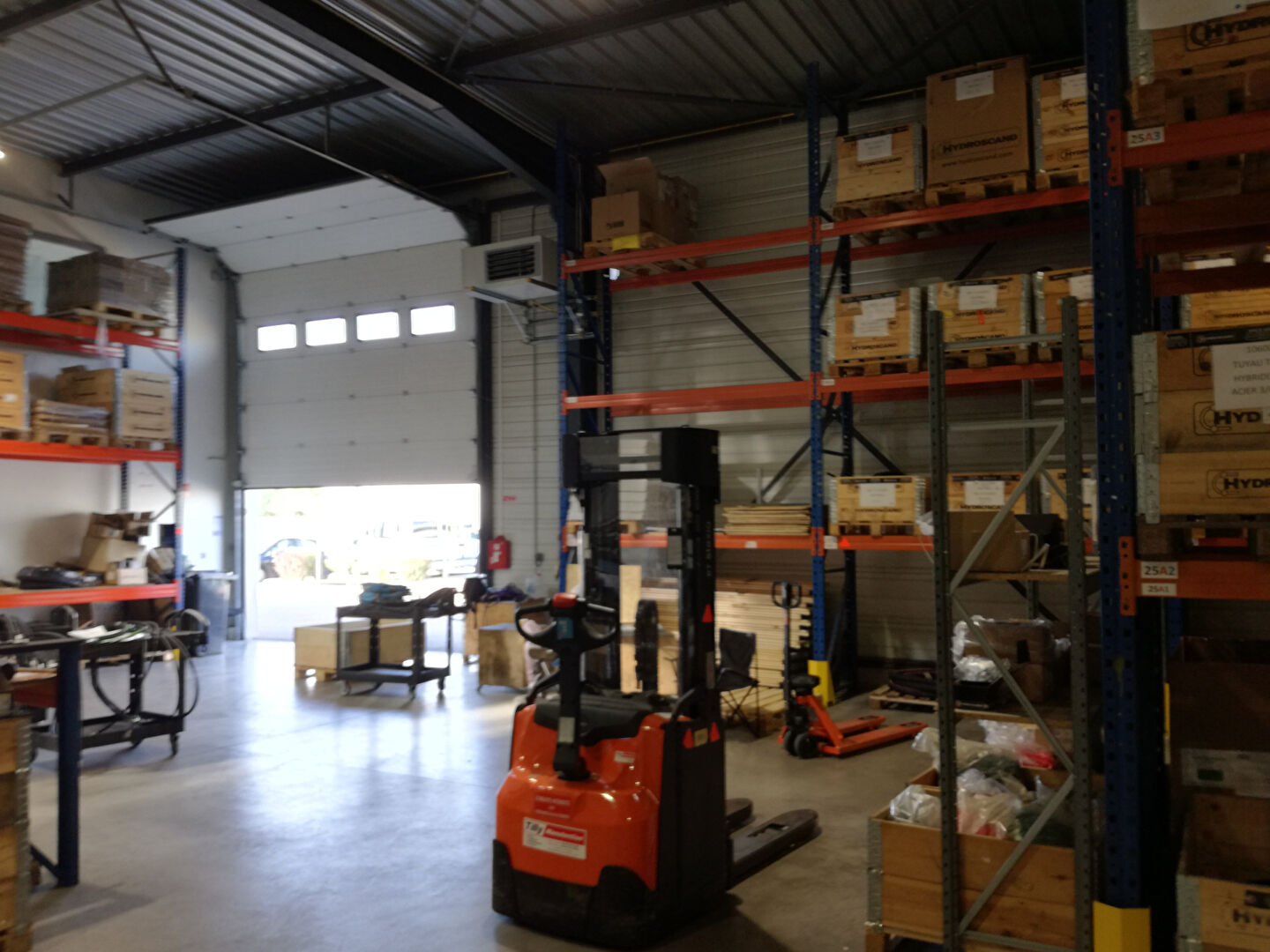 Photo Local d'activité à louer - Norroy Le Veneur 523 m2 image 2/6