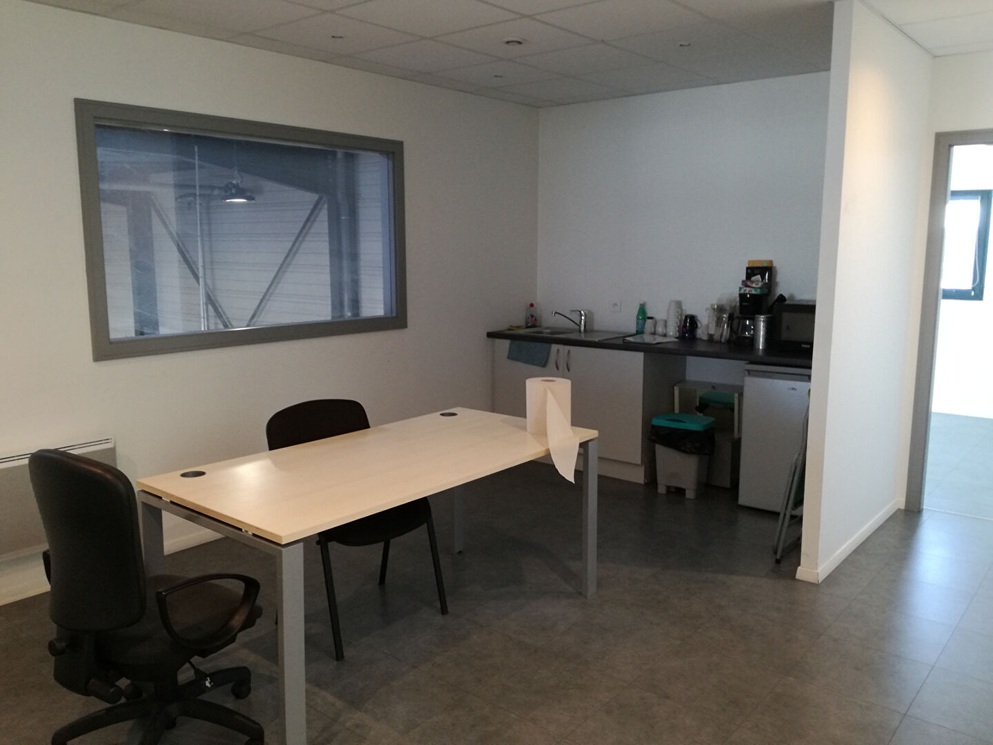 Photo Local d'activité à louer - Norroy Le Veneur 523 m2 image 6/6