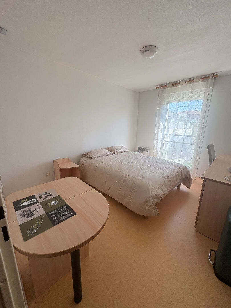 Photo METZ QUEULEU - STUDIO MEUBLE - RESIDENCE DE SERVICES image 4/6