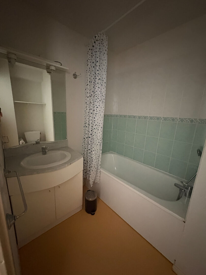 Photo METZ QUEULEU - STUDIO MEUBLE - RESIDENCE DE SERVICES image 6/6