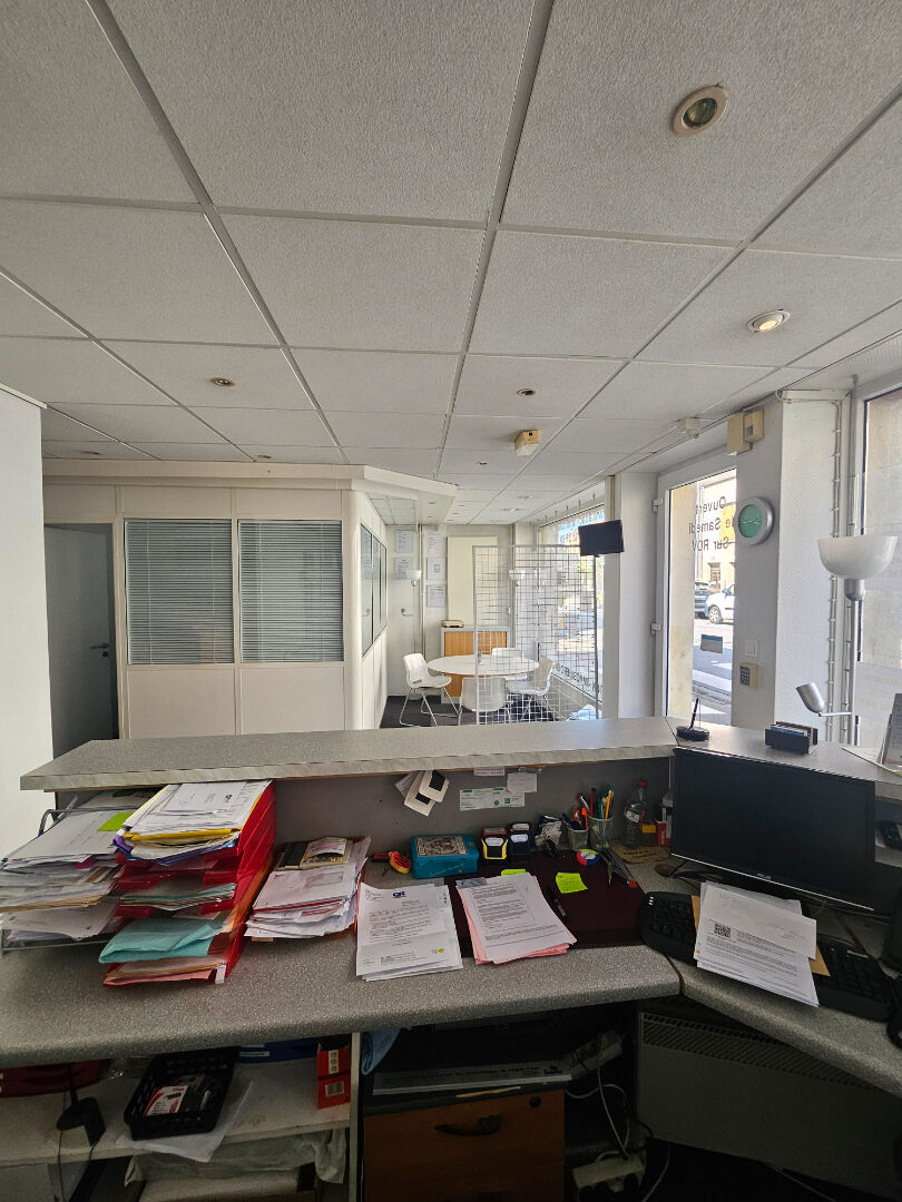 Photo Local commercial à louer Longeville Les Metz 75 m2 image 3/4