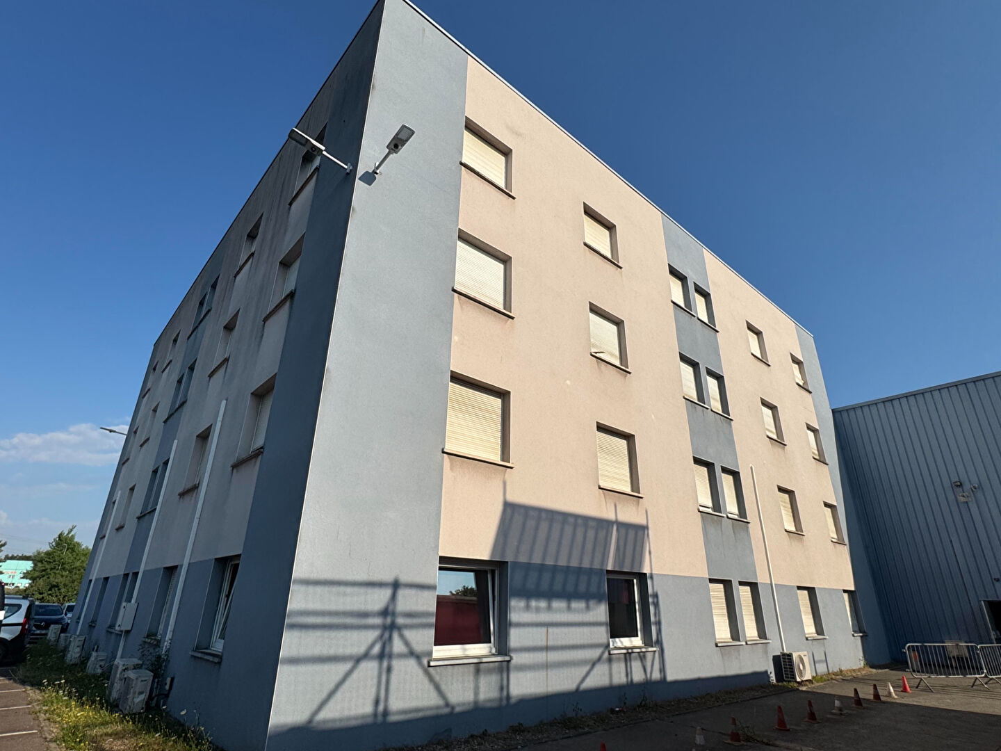 Photo Bureaux à vendre - Saint-Avold - 455 m² image 1/5