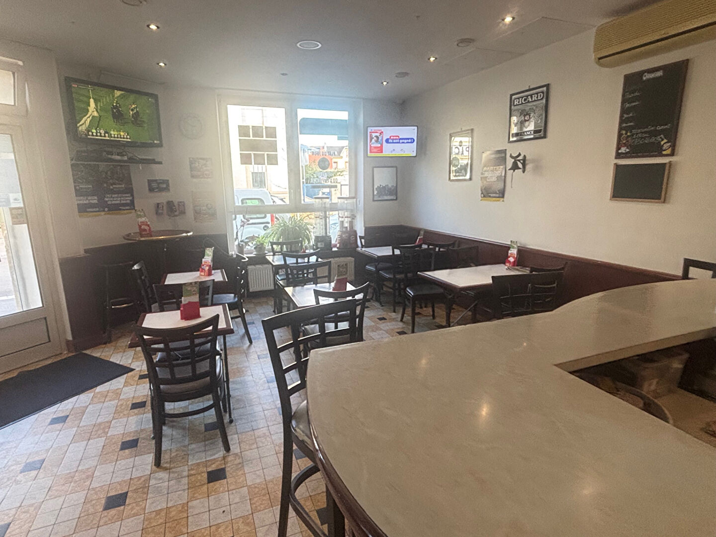 Photo A VENDRE EN EXCLUSIVITE FONDS DE COMMERCE du  CAFE DE L'ETOILE A MONTIGNY-LES-METZ image 3/6