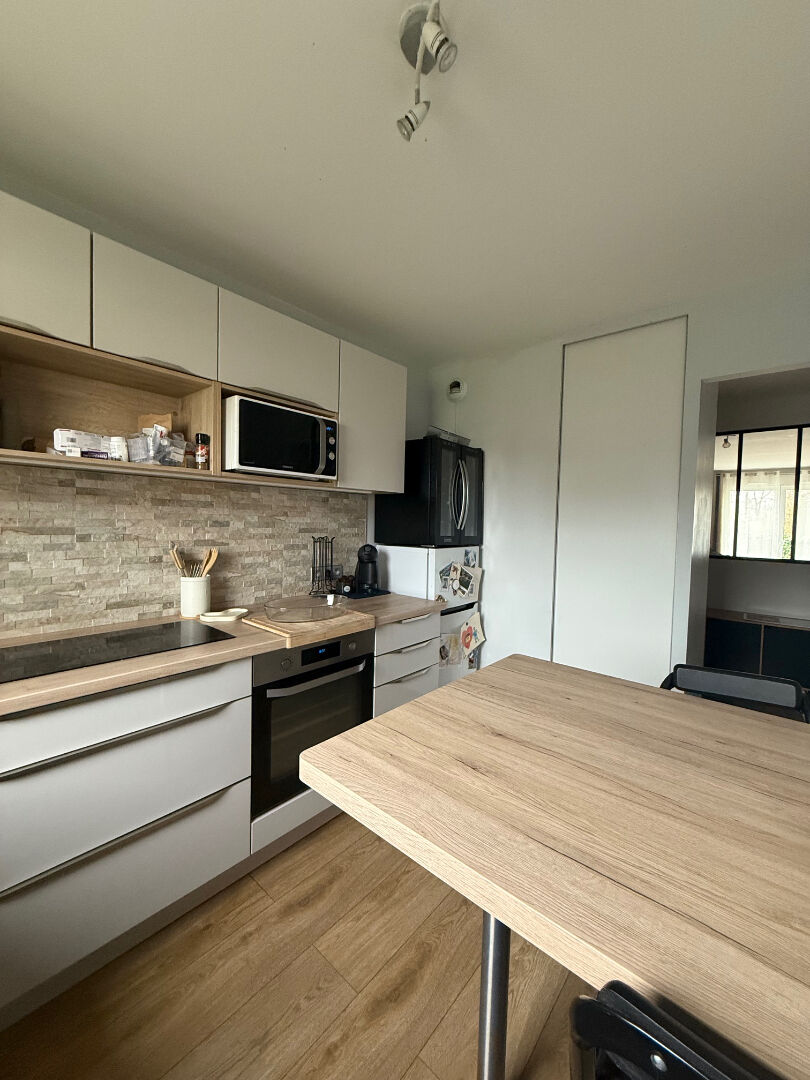 Photo Appartement T3 avec terrasse et jardin arborés - Résidence Hémicycle image 2/6