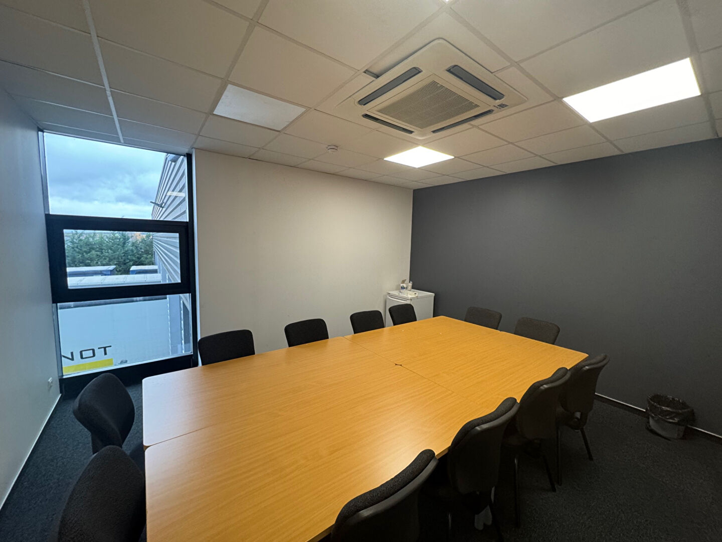 Photo A LOUER LOCAL D'ACTIVITE A ENNERY image 4/6