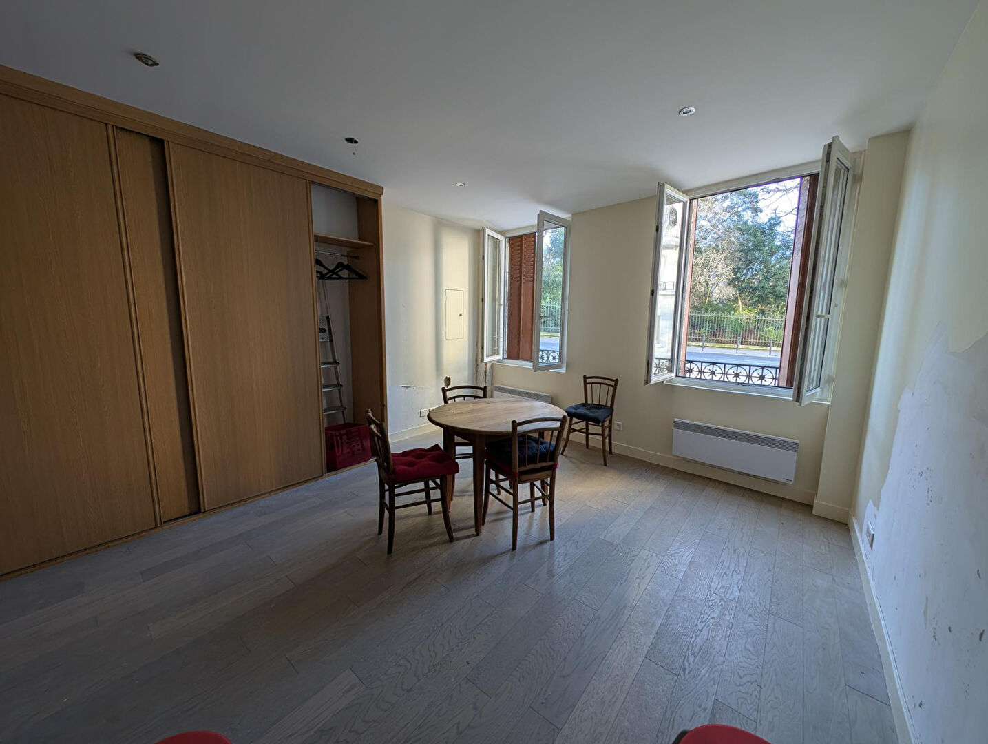 Agence immobilière de BENEDIC PARIS - CABINET D'ACHER