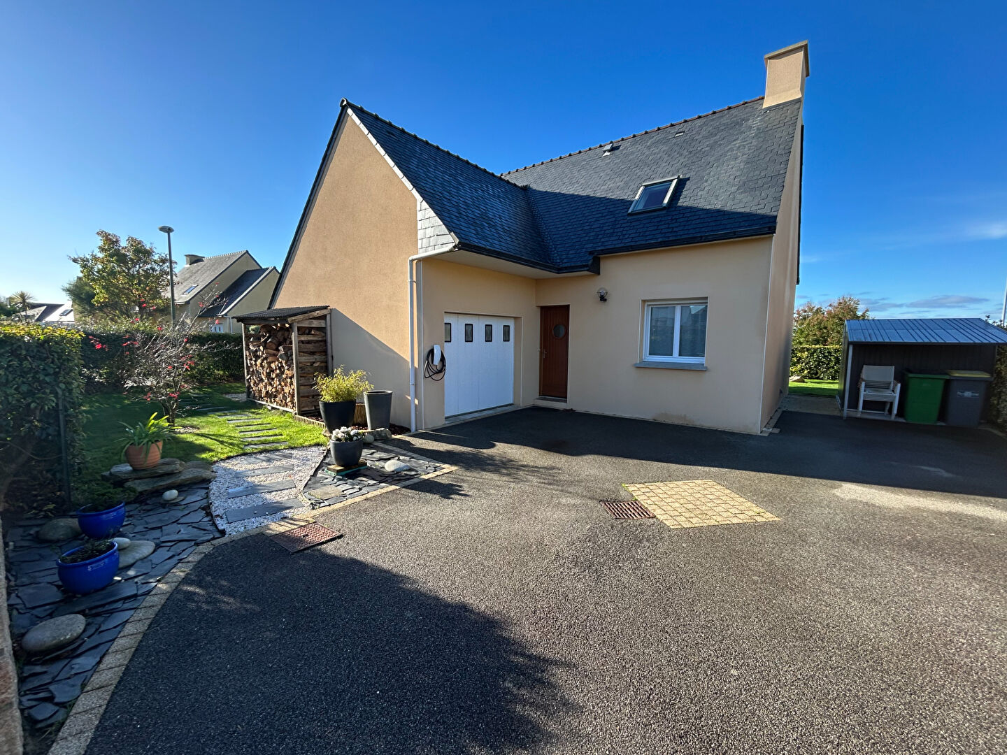 Maison traditionnelle à vendre à Saint-Renan, un havre de paix