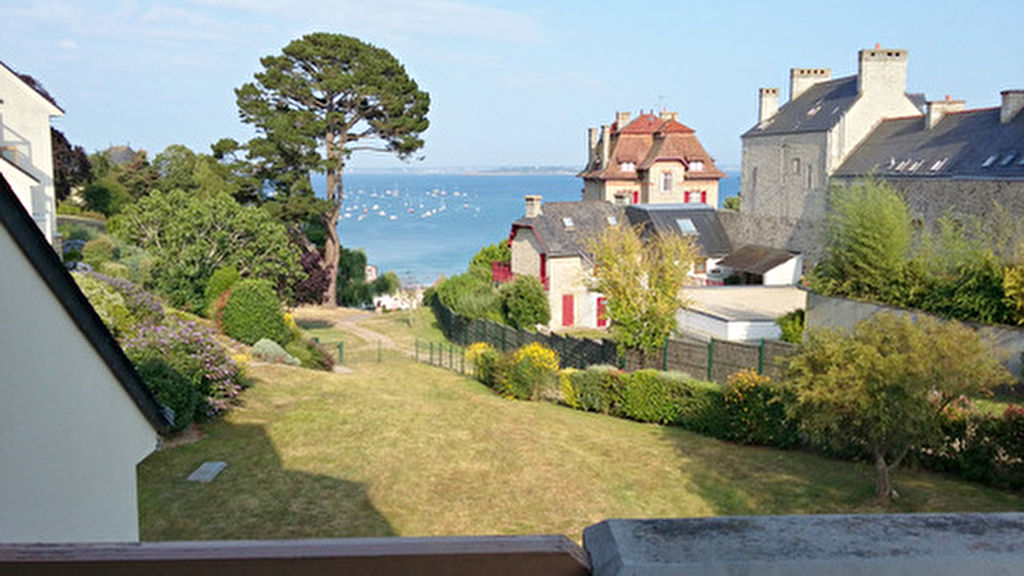 Location saisonnière St Cast Appartement 3 pièces duplex VUE MER SaintCastleGuildo 22380