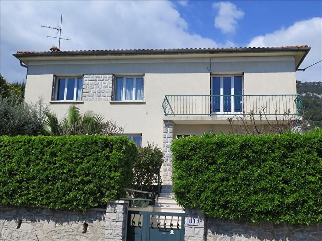 Villa Toulon 6 pièce(s) 188 m2