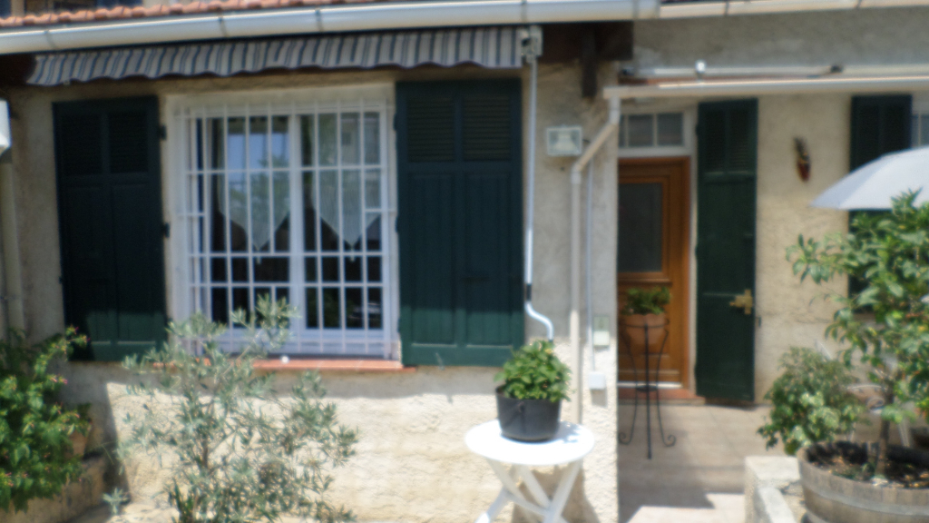 A VENDRE MAISON A CLARET