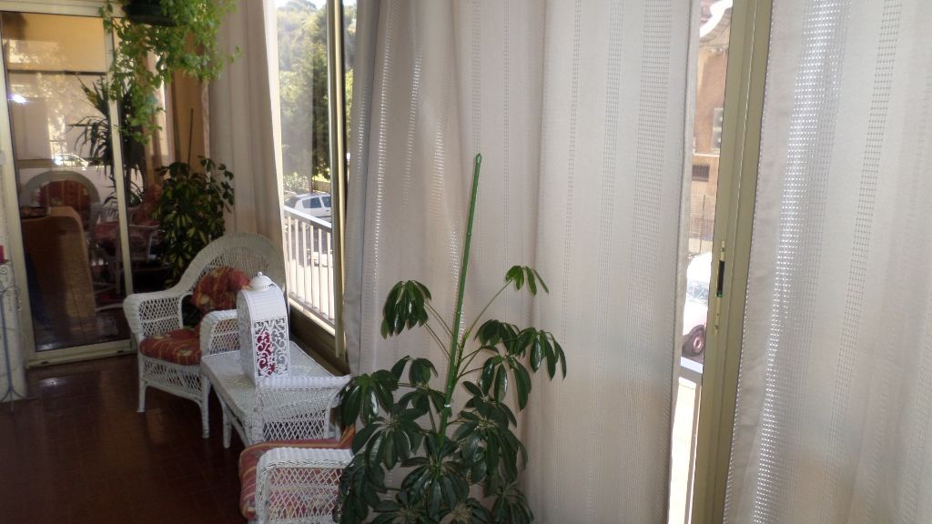 Photo Appartement Toulon 4 pièce(s) 74 m2 image 3/4