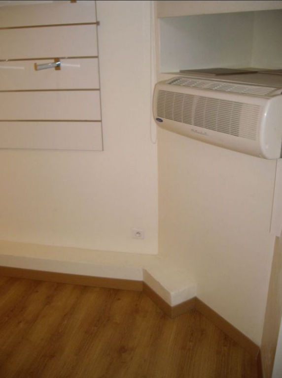 Photo Jolie T1 BIS dans le centre de TOULON image 5/6