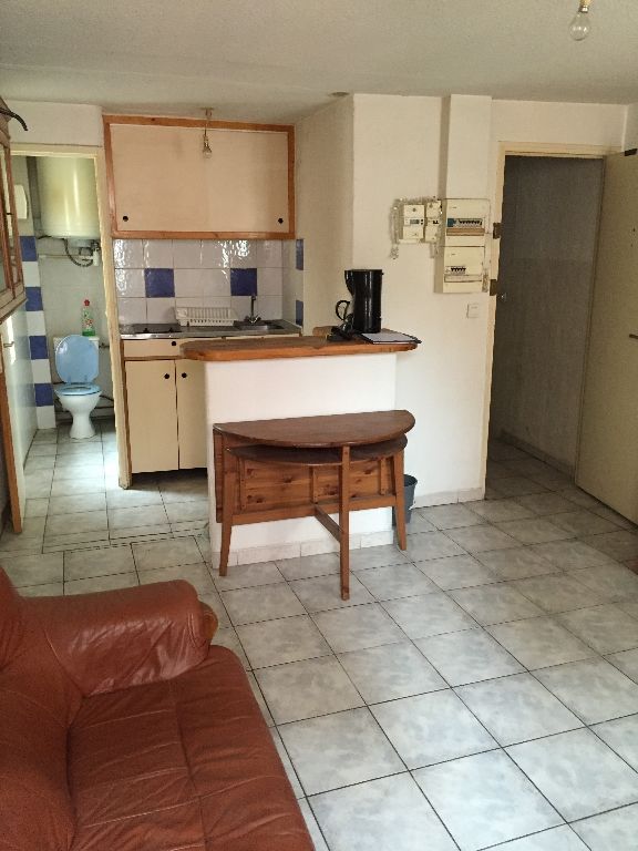 LA SEYNE CENTRE, IMMEUBLE VIDE R+3 excellente rentabilité