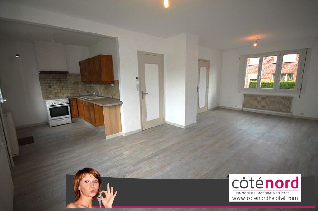 Photo Maison entierement rénovée, on pose ses meubles image 2/5