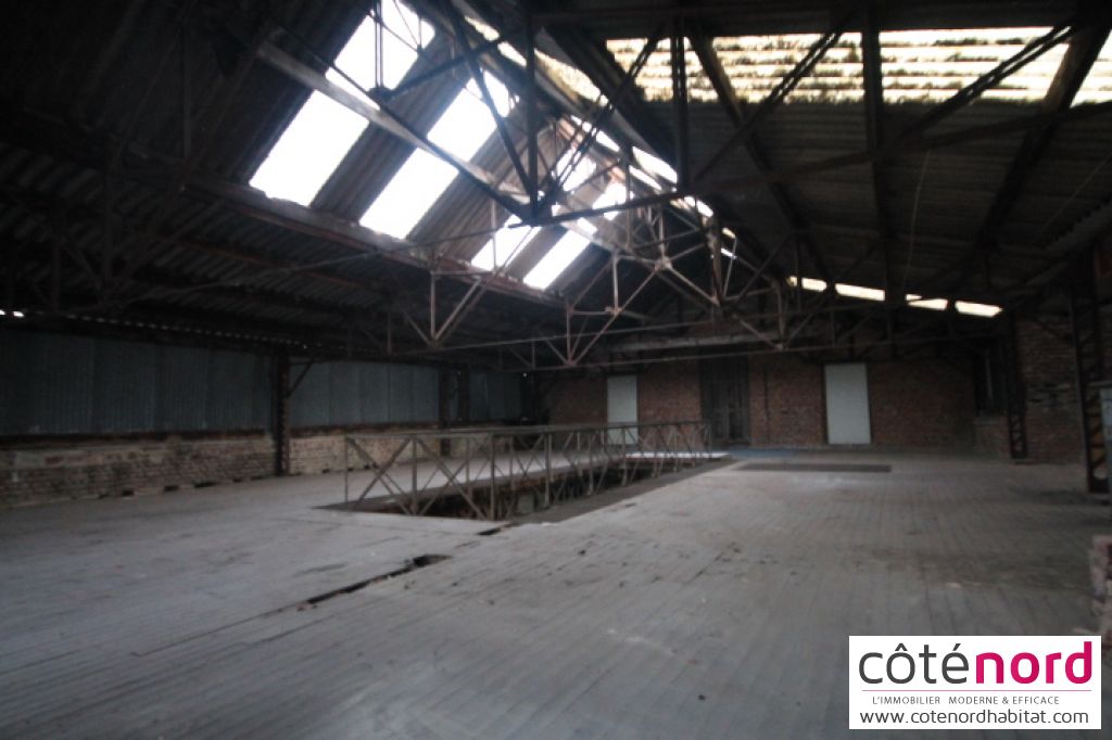 Photo Maison Caudry 550 m2 image 1/2