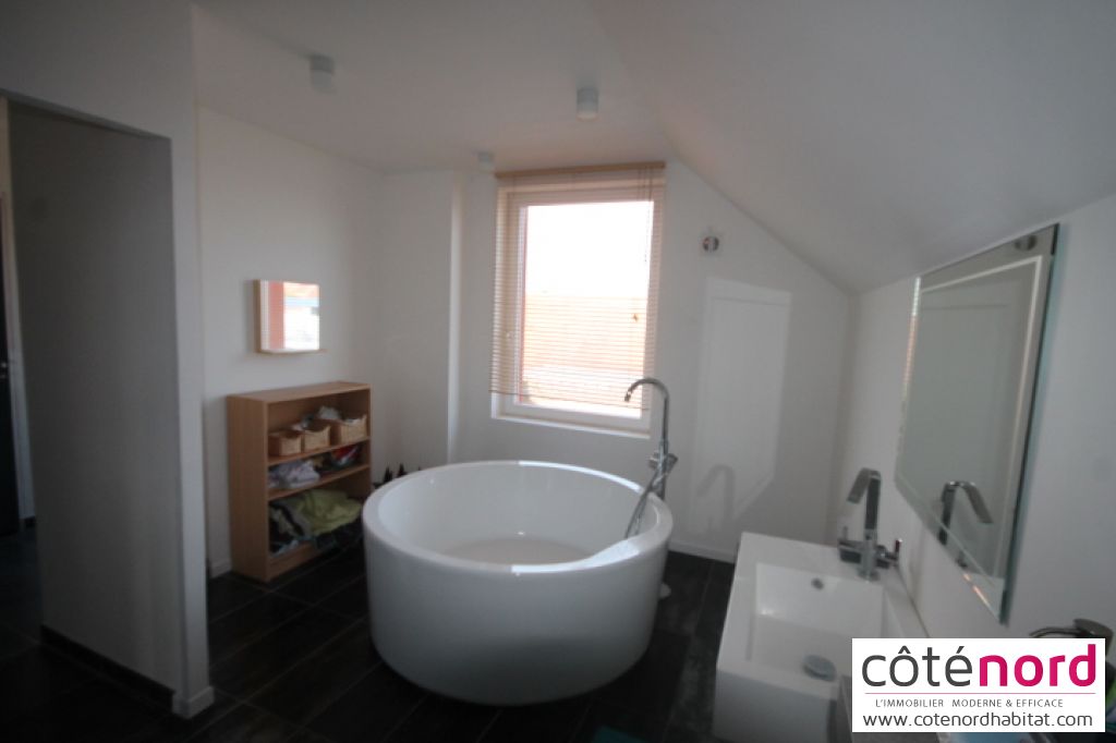 Photo Maison  4 pièce(s) 150 m2 image 3/4