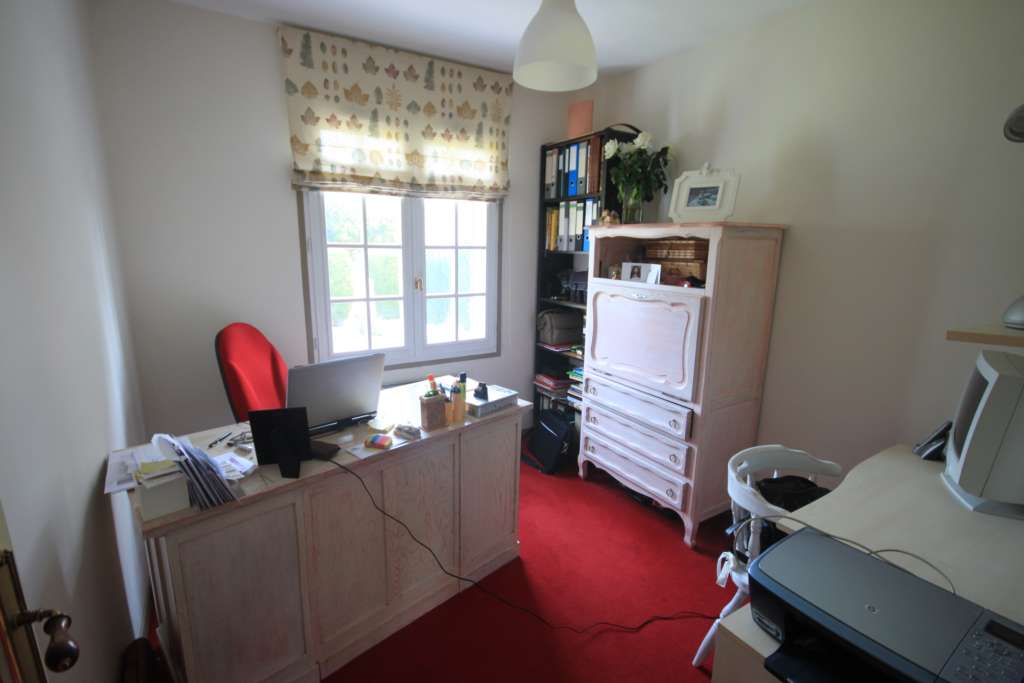 Photo Eswars - 8 Pièce(s) - 165 M2 image 6/6