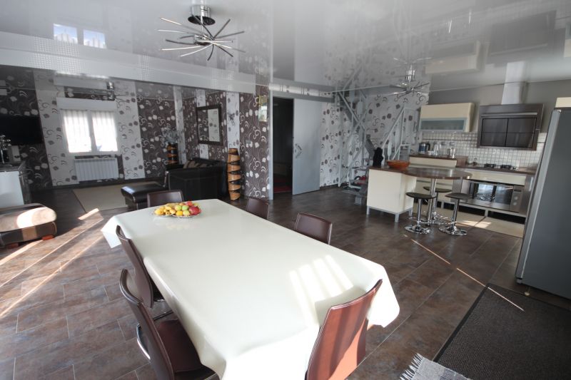 Photo Maison Cambrai 5 pièce(s) 152 m2 image 2/6