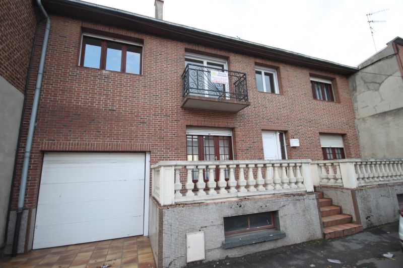 Photo Maison Cambrai 7 pièce(s) 175 m2 image 1/5