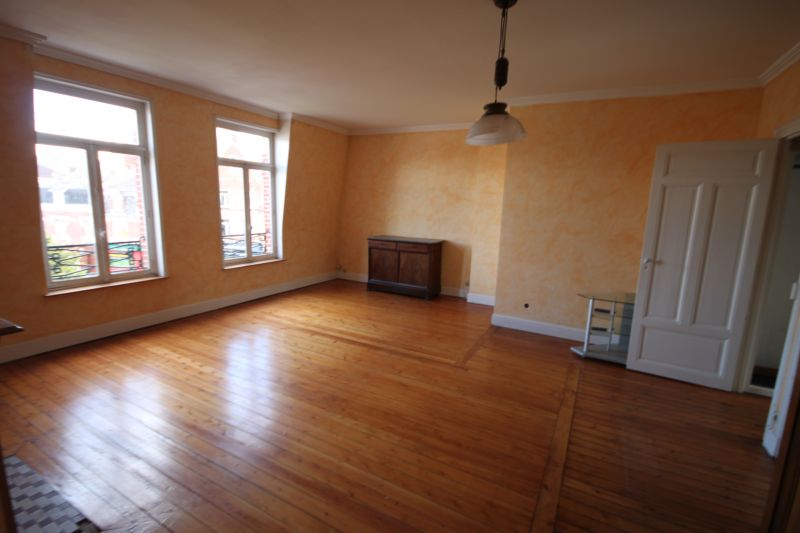 Appartement Cambrai 5 pièce(s) 100 m2