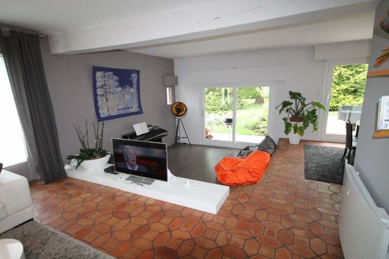 Photo Pavillon et cabinet dentaire  8 pièce(s) 300 m2 image 3/6