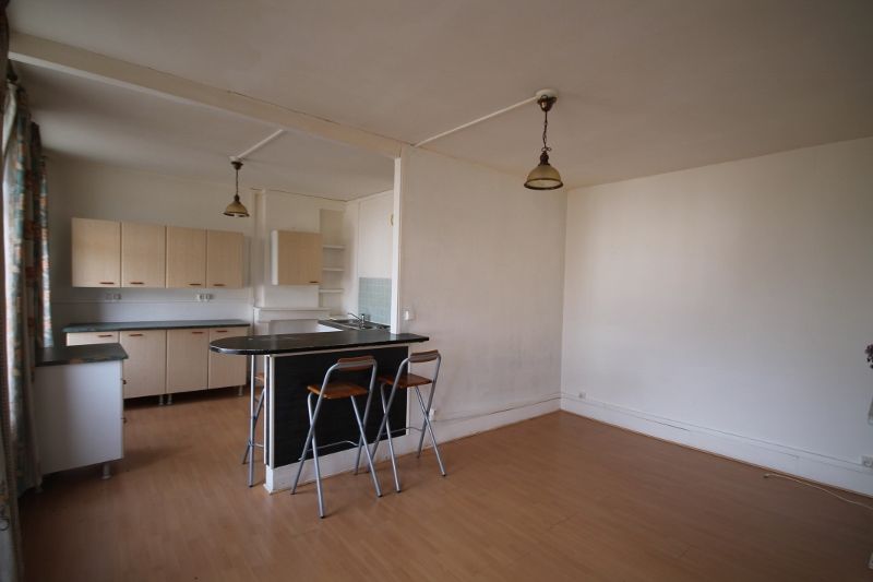 Photo Immeuble  300 m2 CENTRE VILLE Le Cateau Cambresis image 4/6