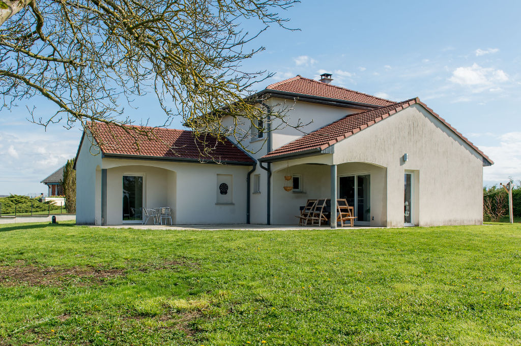 Xaffevillers-Maison de caractère- (8 pièces) sur 3400m²